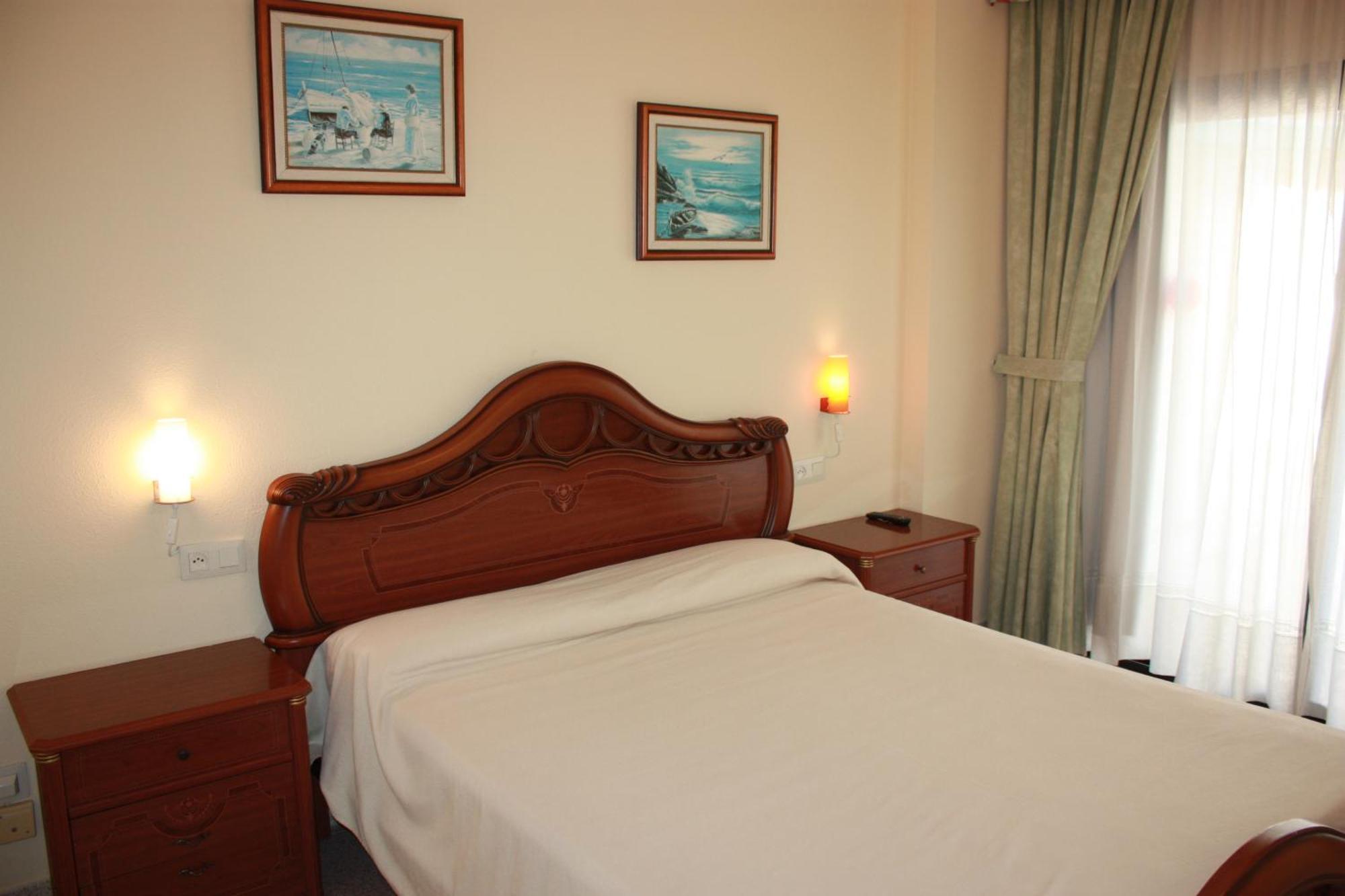 Apartamentos Aventura Salou Chambre photo